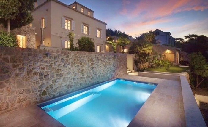 luxo pool-ainda-a-idéia-para-a-família-piscina-em-jardim