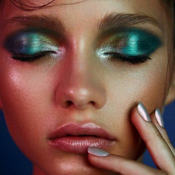 makiažo idėjos Žalia akių šešėliai šviesus spalvų kvailumas stiliaus egzotiška Nagų lakas