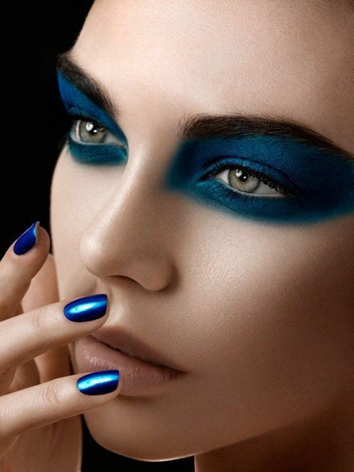 ličila-ideje-ličila-in-nohtov-oblikovanje-modro senčilo-modro-oči