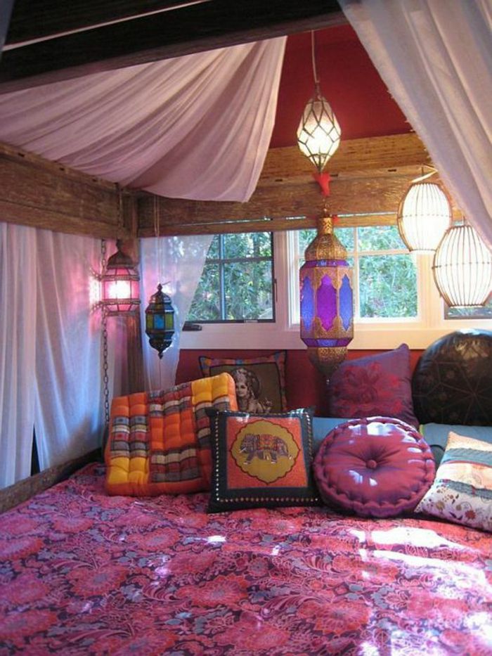 lampor orientaliska många lampor glans och lyktor ger varje rum speciell atmosfär stora färger