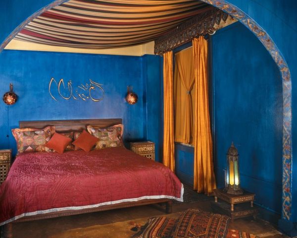 Marocan-mobilier-pat într-un dormitor
