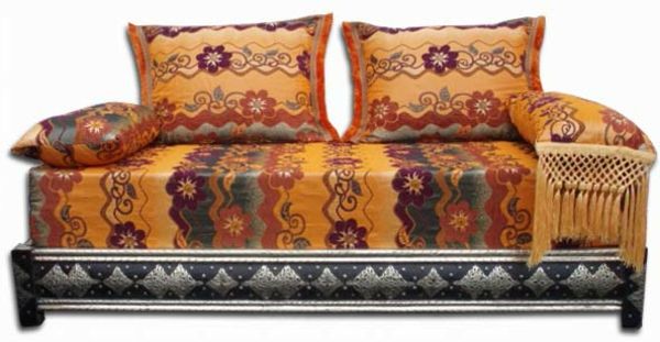 Marocan mobilier plin de culoare canapea