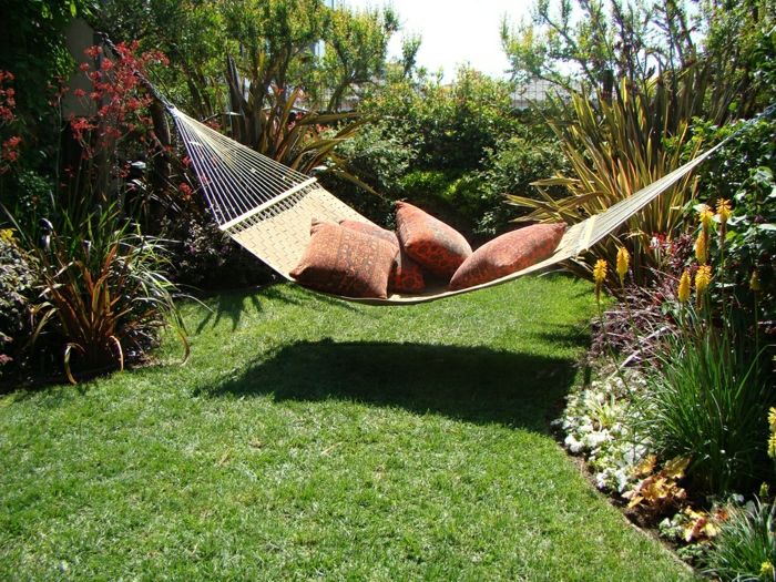 Mediterranean Garden Design hängmatta Colorful Pillow gräs Buskar