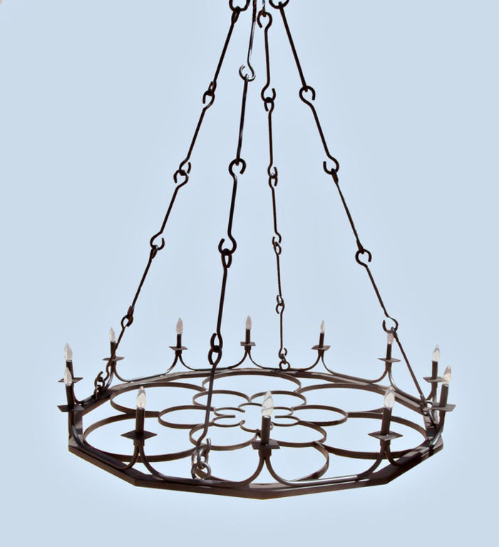 Candelabru în stil gotic minimalist de elemente de metal interlocking