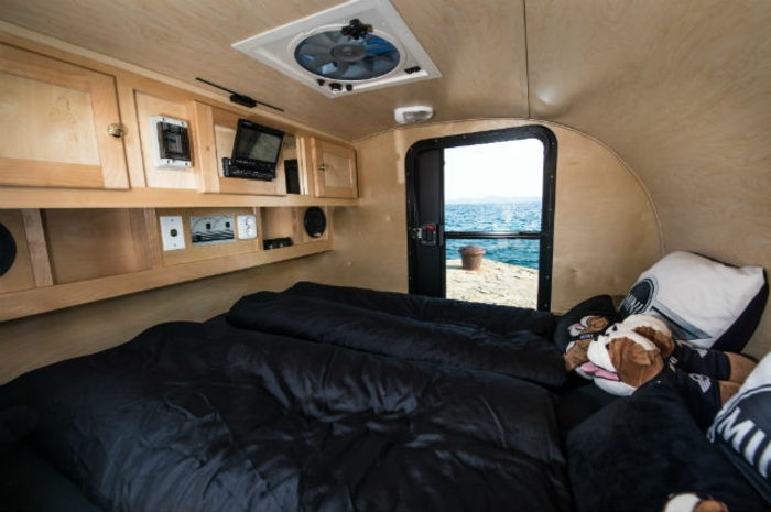 mini-karavana-kul-small-spalnici