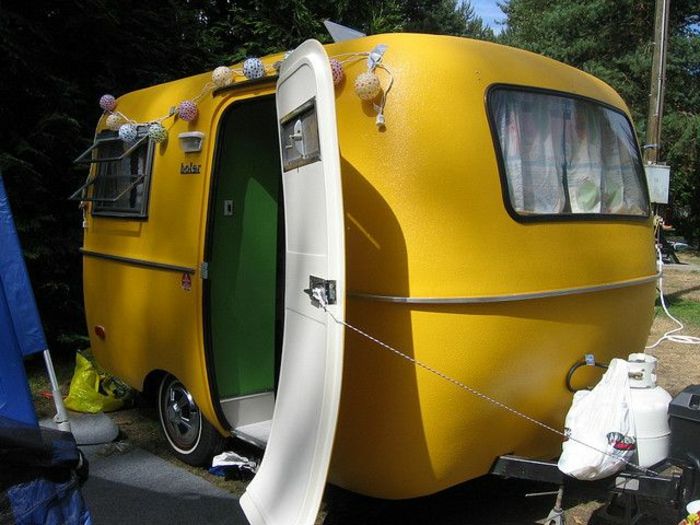 mini karavanas-geltona-modelis