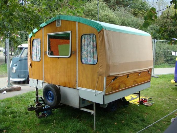 mini-karavana, zelo kreativno oblikovan