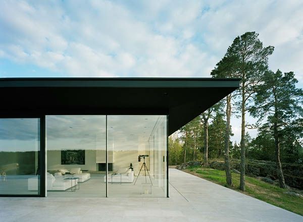 minimalizmo architektūrinės stiklo sienos