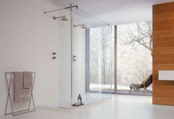 minimalistinis vonios kambarys - kūrybinė dušo kabina