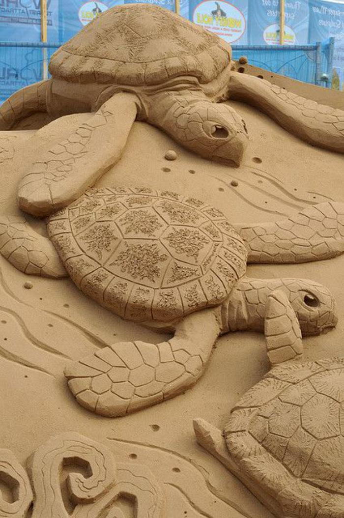 moderne skulpture-od-peščenih želve