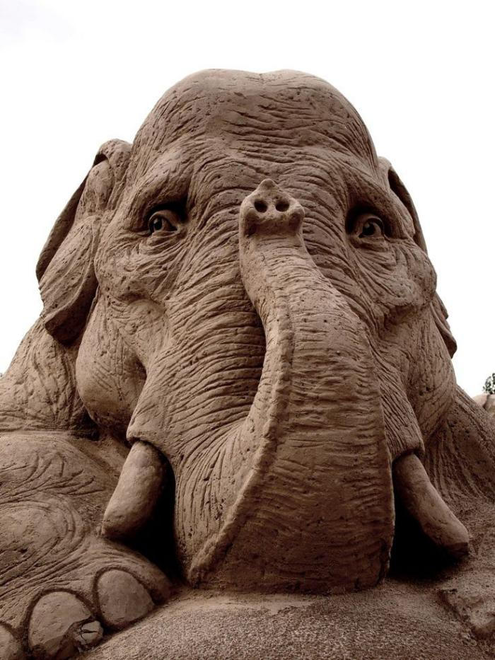 moderne skulpturer stor elefant figur