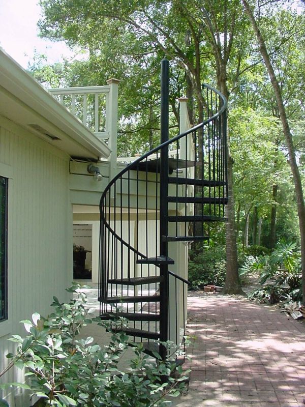 Modern spiral merdiven dış tasarımı