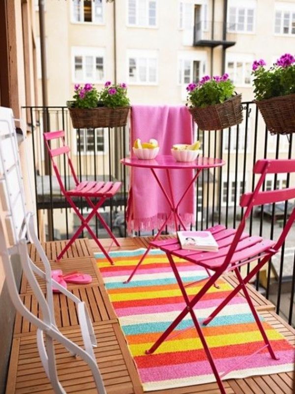 moderna balkong möbler-i-rosa-balkong-idéer-för-utanför-balkong design