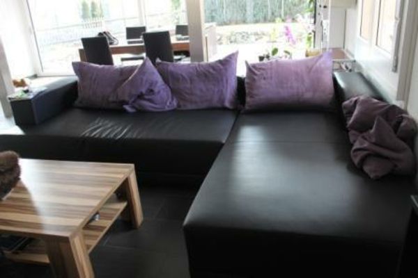 nowoczesne kanapy fioletowa poduszka mały salon