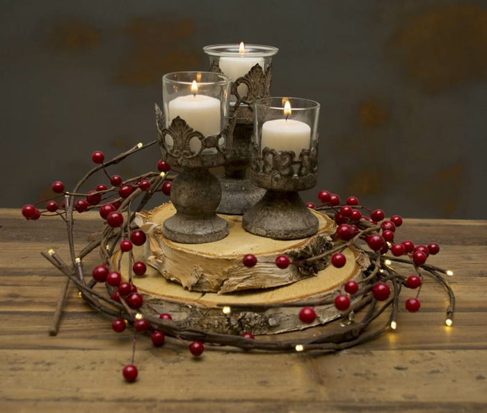 Sodobna-in-lepa-adventnih venčkov in belo-pra-sveče