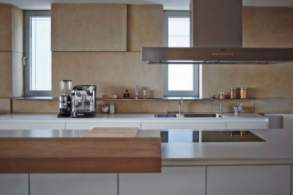 moderno-apartamento-cozinha-parede-painéis-bege-branco-bancada-grande interior