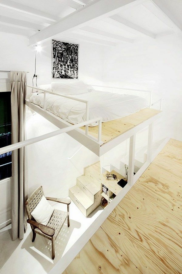 Modernus miegamasis palėpėje su-Laiptų interjero dizaino idėjų gyvenančių idėjos