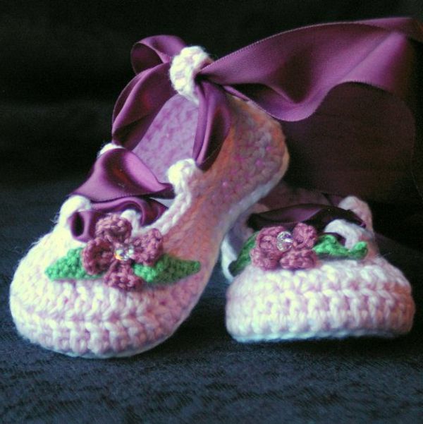 sapatos-com-super-bela-design-crochet-grande-práticos-idéias de design moderno-fantástico-bebê