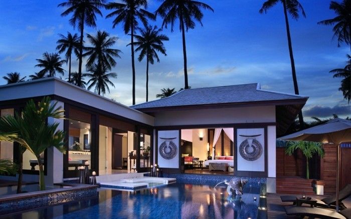 moderne hus-vakre-palmer-attraktivt-natur miljø