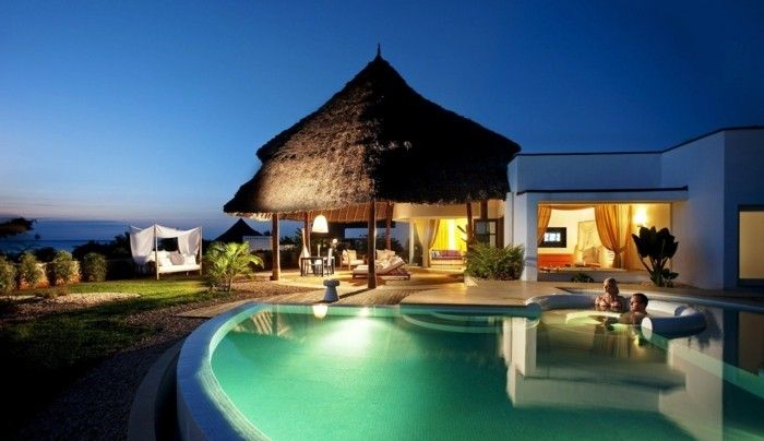 moderna hus-Unique-attraktiv-belysning-pool