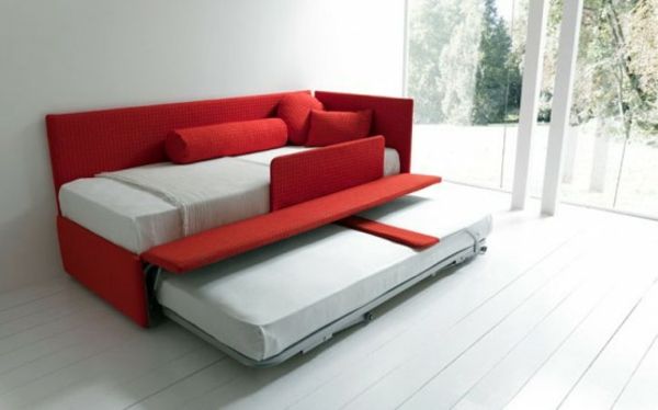 canapea modernă, roșu și ideea