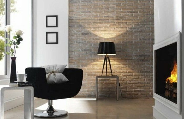 modernus-gyvenamasis-su-sienos plytelės-benz24.de plytų siena dizaino židinys