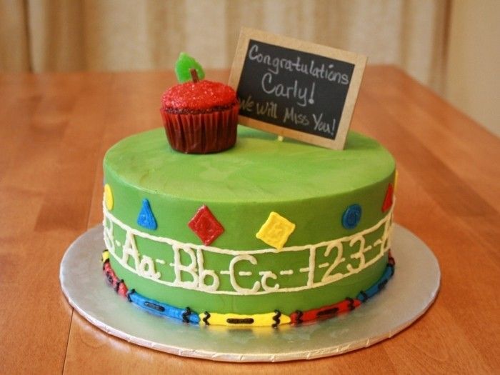 motív koláče-yourself-make-first-deň-in-zeleno-knihy na škole - on-the-koláče