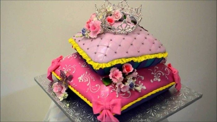 motyvas pyragai-sau-priėmimo motyvacinį pyragas-už-a-princess-pagalvėlė-karūna