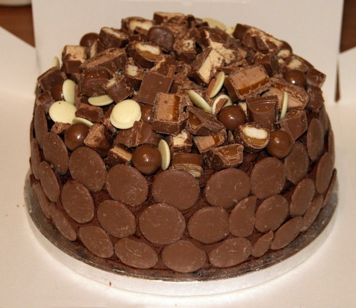 motyvas pyragai-sau-kad-šokolado tortas šokolado-skanus-motyvacinį pyragas-sau-makiažo