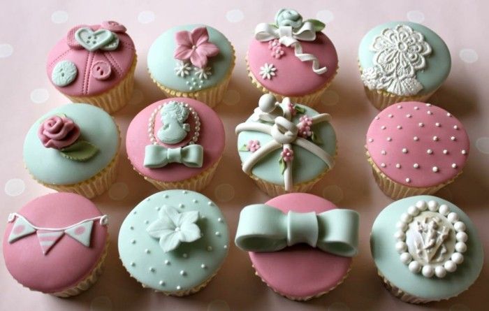 kolački-dekoriranje-baby-rojstni dan-presenečenje