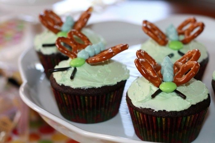kolački-okrasitev-ideje-metulji-cupcake-deco
