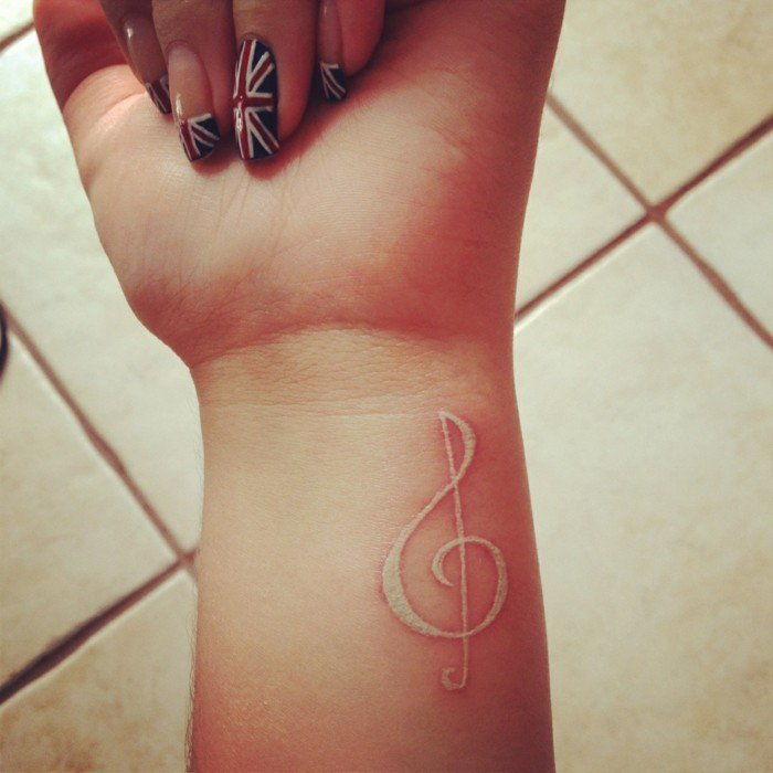 glasbene Tattoo Ideas Ključne kul tatoo simboli