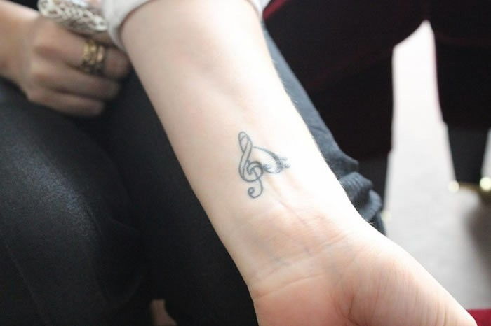 musical tattoo pictogrammen kleine tatoeages