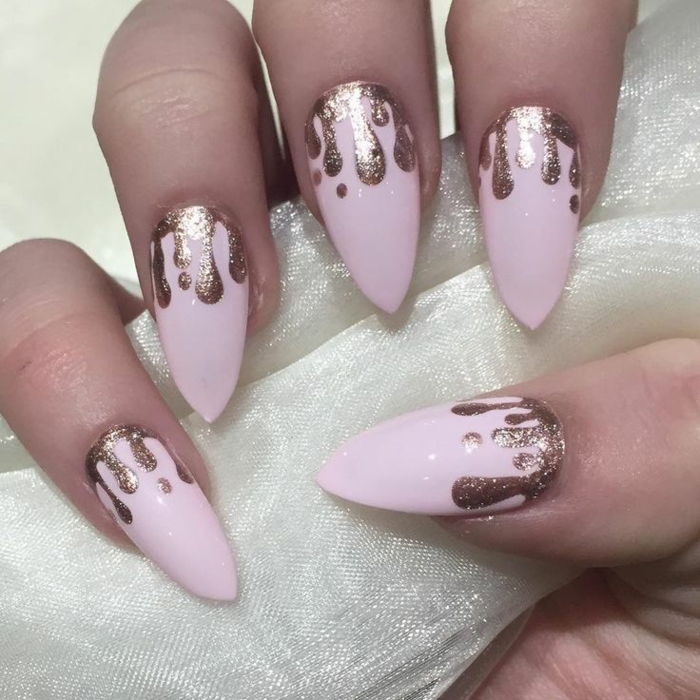 smalto per unghie idea di design rosa smalto per unghie con gocce d'oro decorazioni belle manicure sconti
