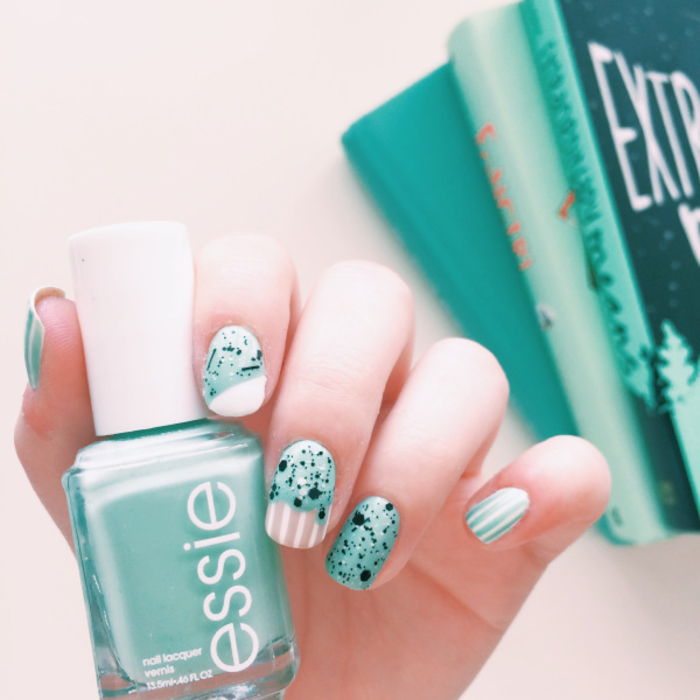 Sommer nagel design i grønn, effektiv manikyr med glitter, vakre nagler