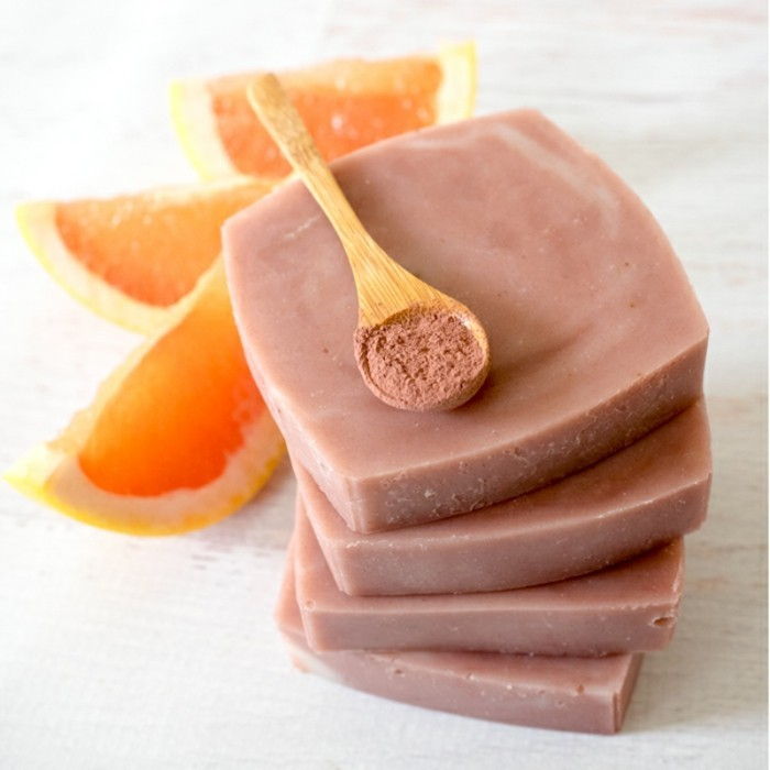 naturseifenladen-DIY-rosa-grapefrukt-og-leire-såpe-for-empfinliche-haut