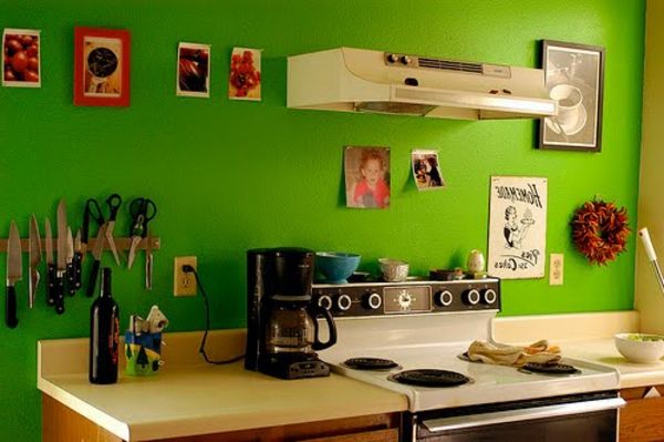 Nauja virtuvė-idėjos-žalia siena