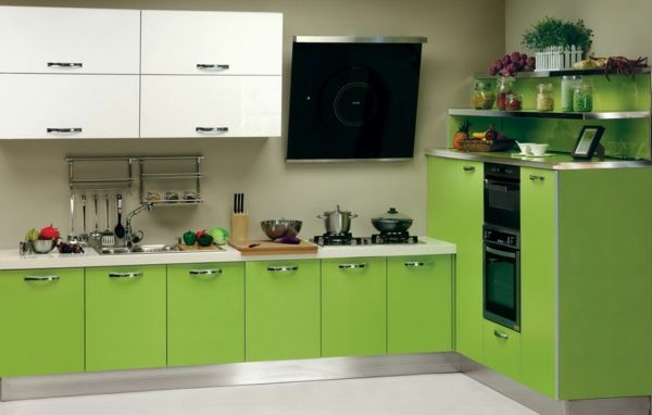 Nauja virtuvė-idėjos-balta-ir-žalia-spintos