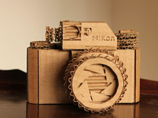 Nikon - efektívny dizajn - z kartónu - efektívne nápady - lepenka na báze kartónu