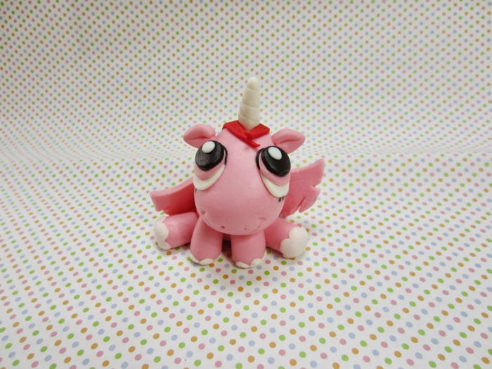 En annan idé för unicornkaka - rosa enhörning