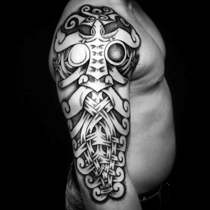 tatovering nordisk, arm, arm tattoo, tatovering med mange elementer