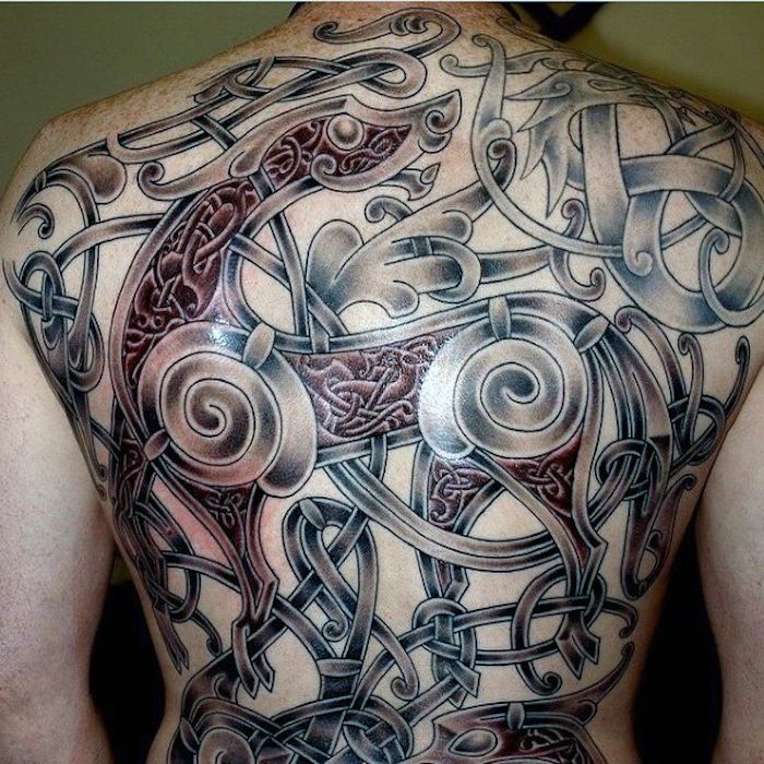 tatovering nordisk, tilbake, tilbake tatovering med mange elementer, mann