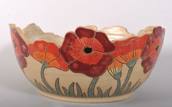 keramikos vazonas-įdomus-išvaizda ir kūrybinė forma