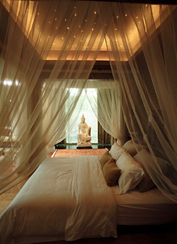 organza-perdele-in-romantic-proiectat-dormitor - Statuia Budhha