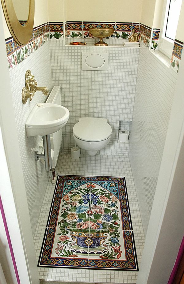 oriental-azulejos muito bonito no banheiro pequeno