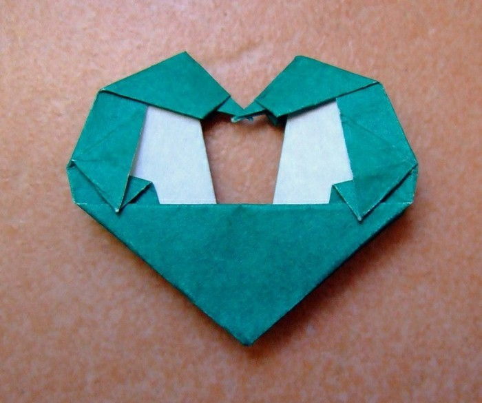 origami kalp-ilginç model mavi renkli