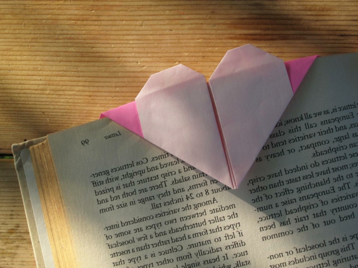 origami-hjerte-unikales-modell-in-rosenrød farge