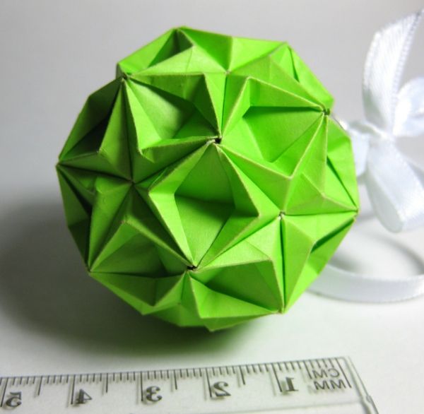 origami-to-jul-grön-ball