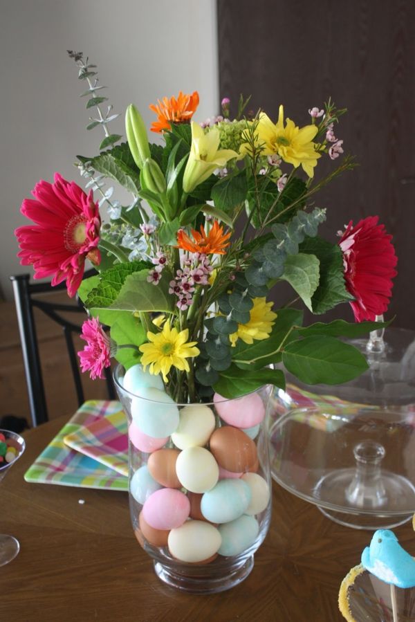 Decorarea de Paști te-tinker-colorate-flori-multe ouă