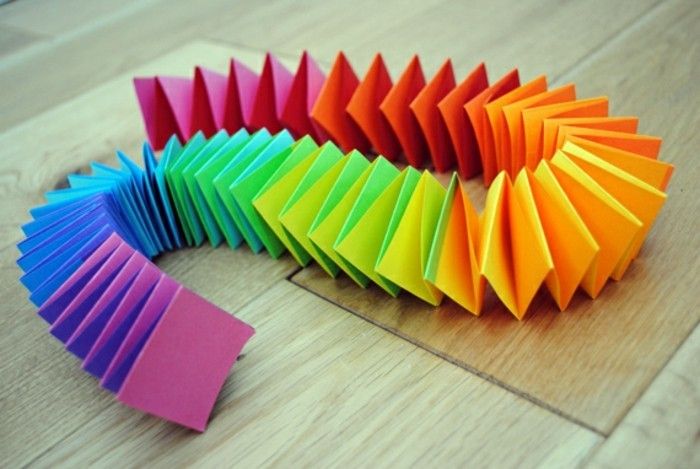Papir rynke-fargerike farger-vakre-modell